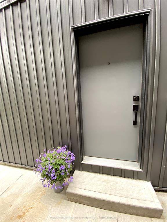 Welland, ON L3C 3C1,622 Clare AVE