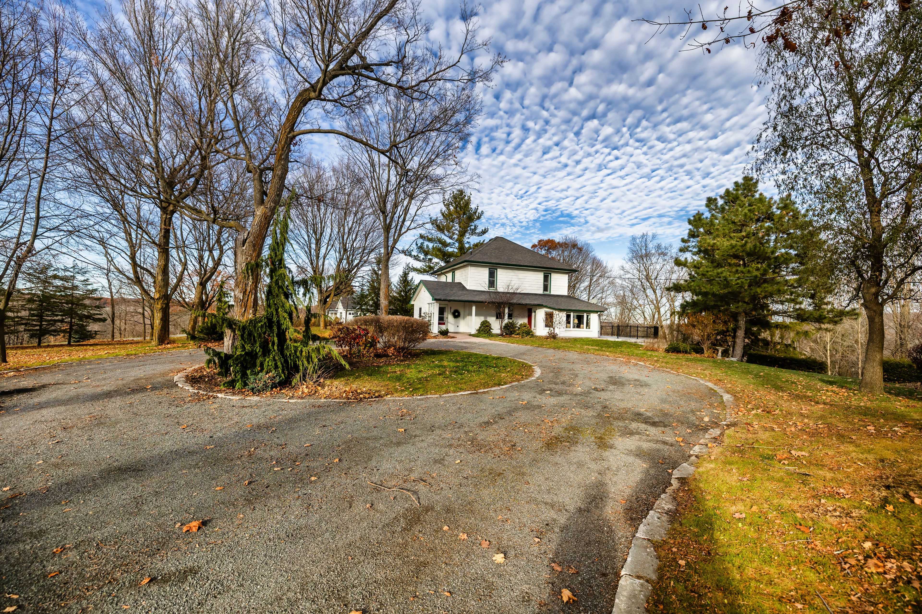 Trent Hills, ON K0L 1L0,870B 6th Line W