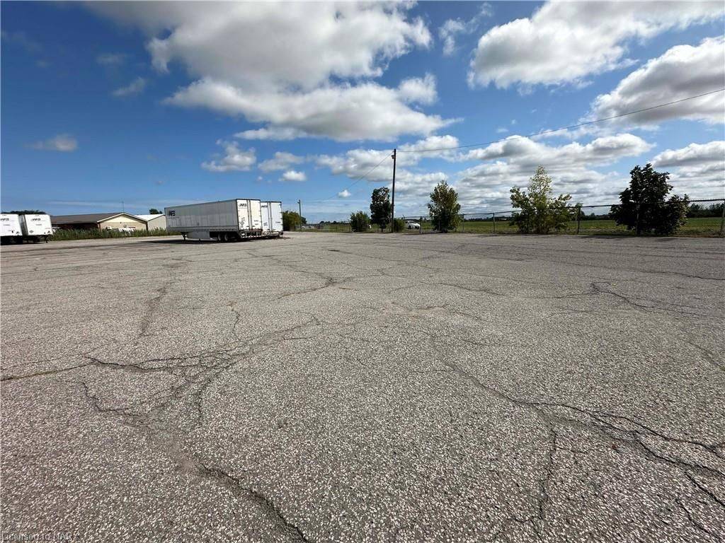 Niagara-on-the-lake, ON L0S 1J0,56 NIAGARA STONE RD RD