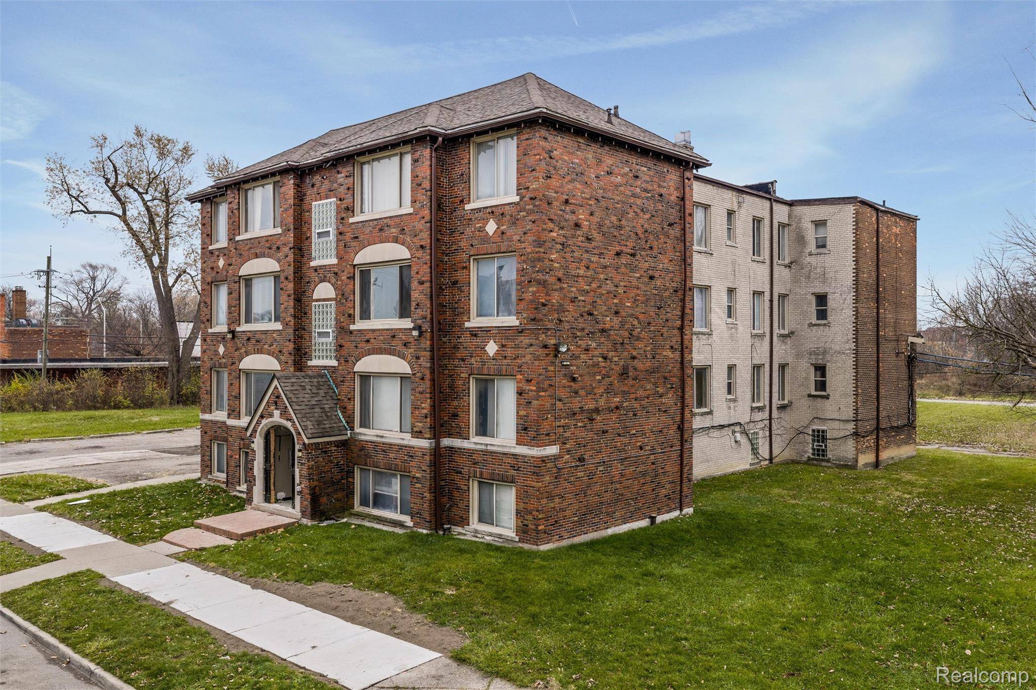 Detroit, MI 48215,1055 Philip ST