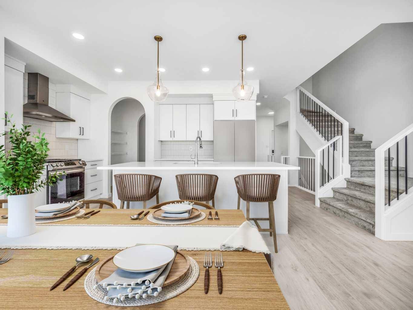 Lethbridge, AB T1J5V1,774 Violet PL W