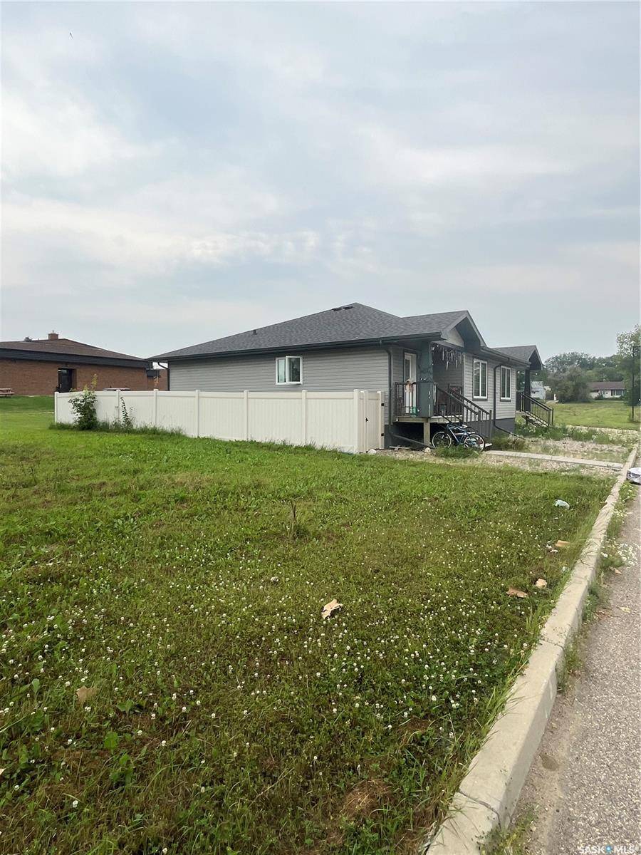 Yorkton, SK S3N 2X3,74 Cameron WAY #28