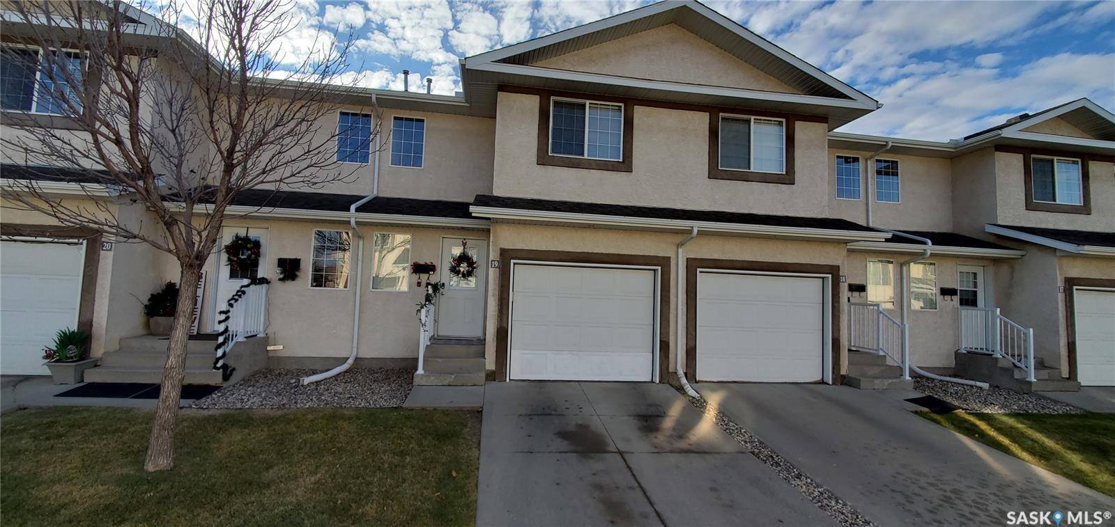 Regina, SK S4V 1H1,2751 Windsor Park ROAD #19