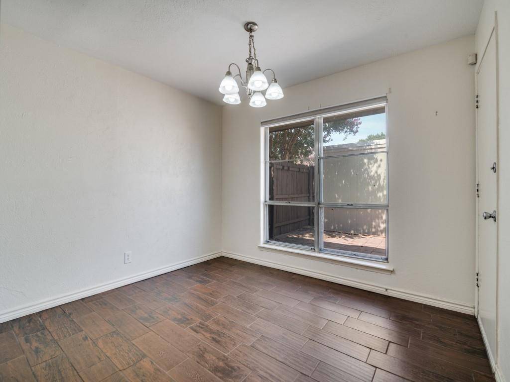 Garland, TX 75041,2009 Town Court