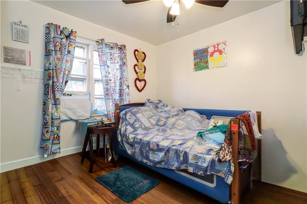 Brooklyn, NY 11236,923 East 85th ST