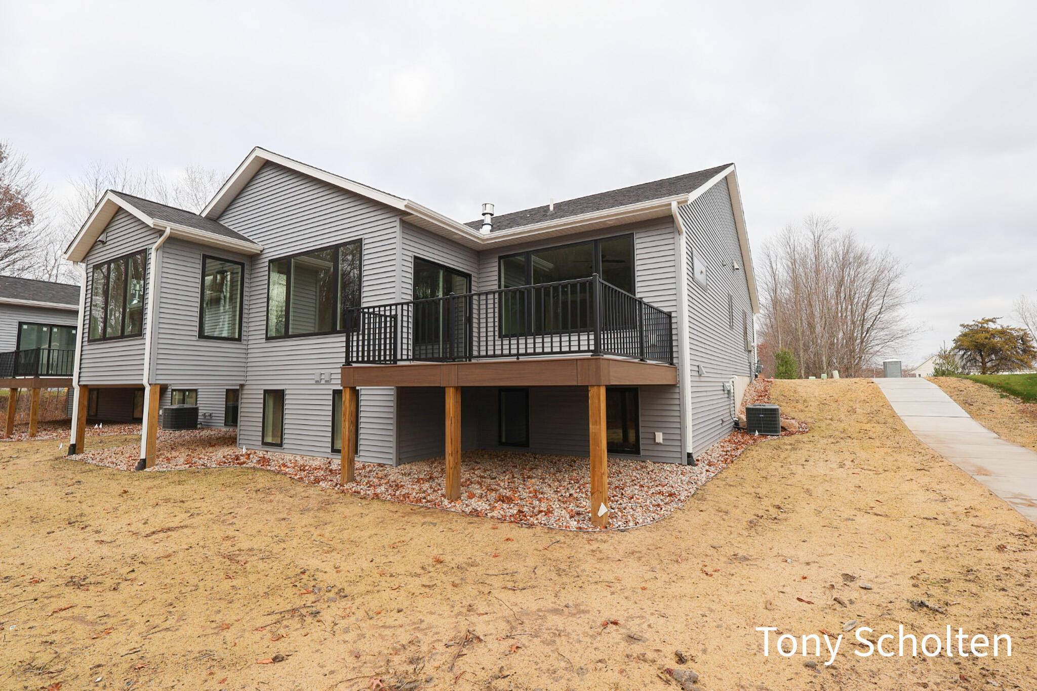 Hudsonville, MI 49426,5094 Blendon Woods DR #4