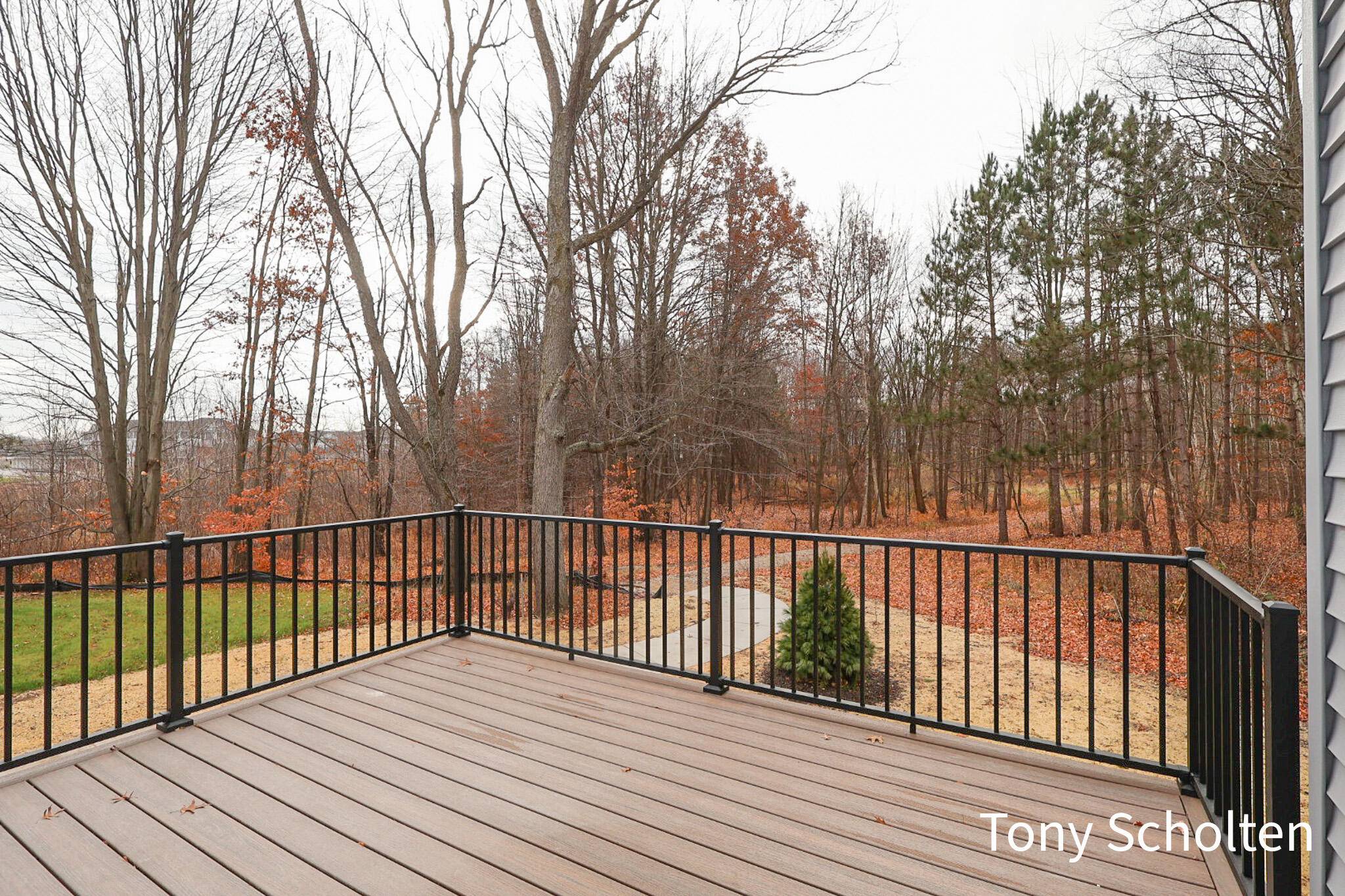 Hudsonville, MI 49426,5094 Blendon Woods DR #4