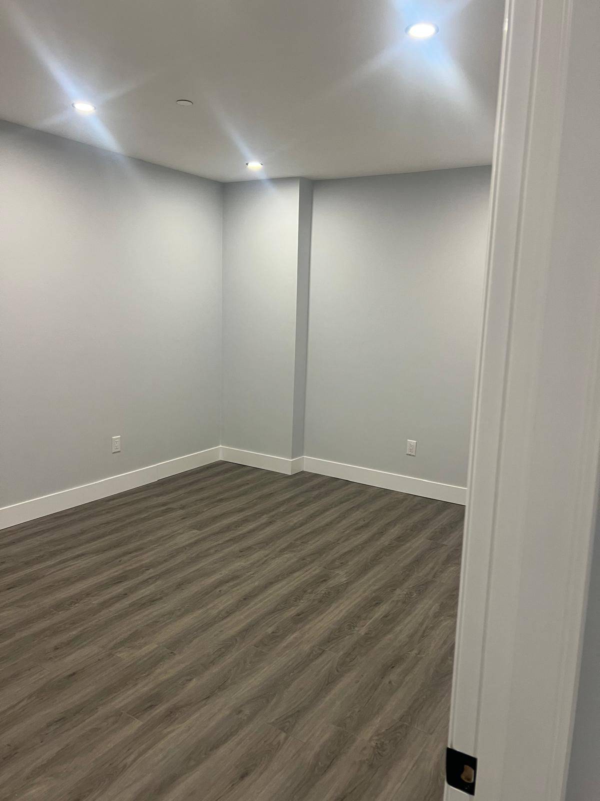 Toronto E07, ON M1V 5J1,200 Tiffield RD #101 2nd Flr