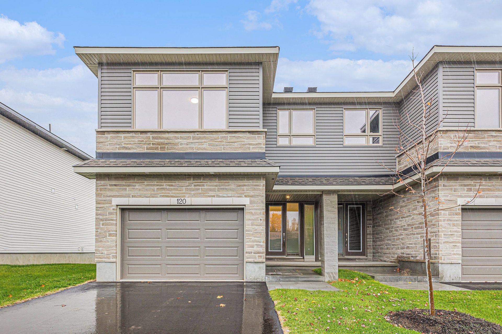 Carleton Place, ON K7C 0S2,120 O'donovan DR