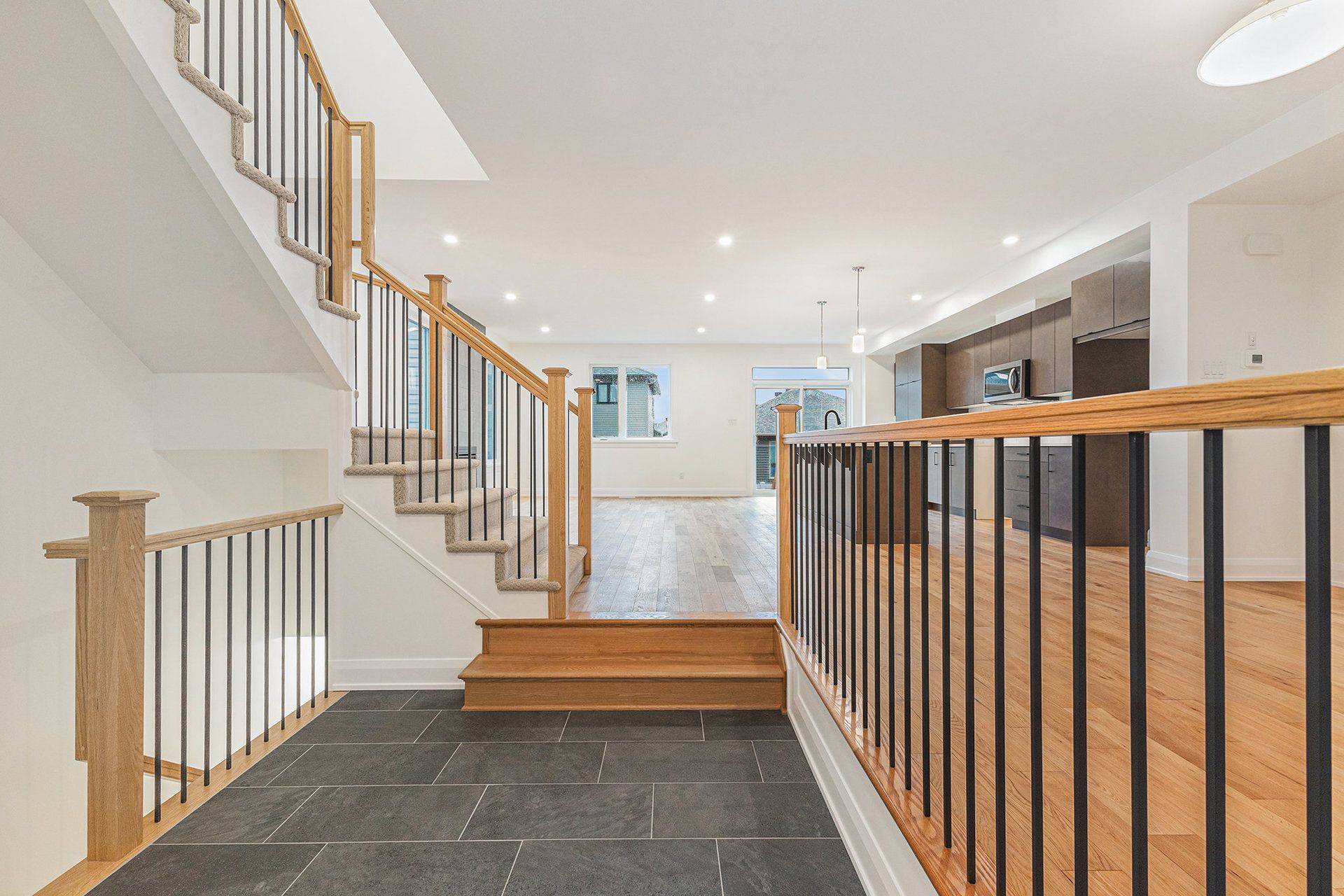 Carleton Place, ON K7C 0S2,120 O'donovan DR