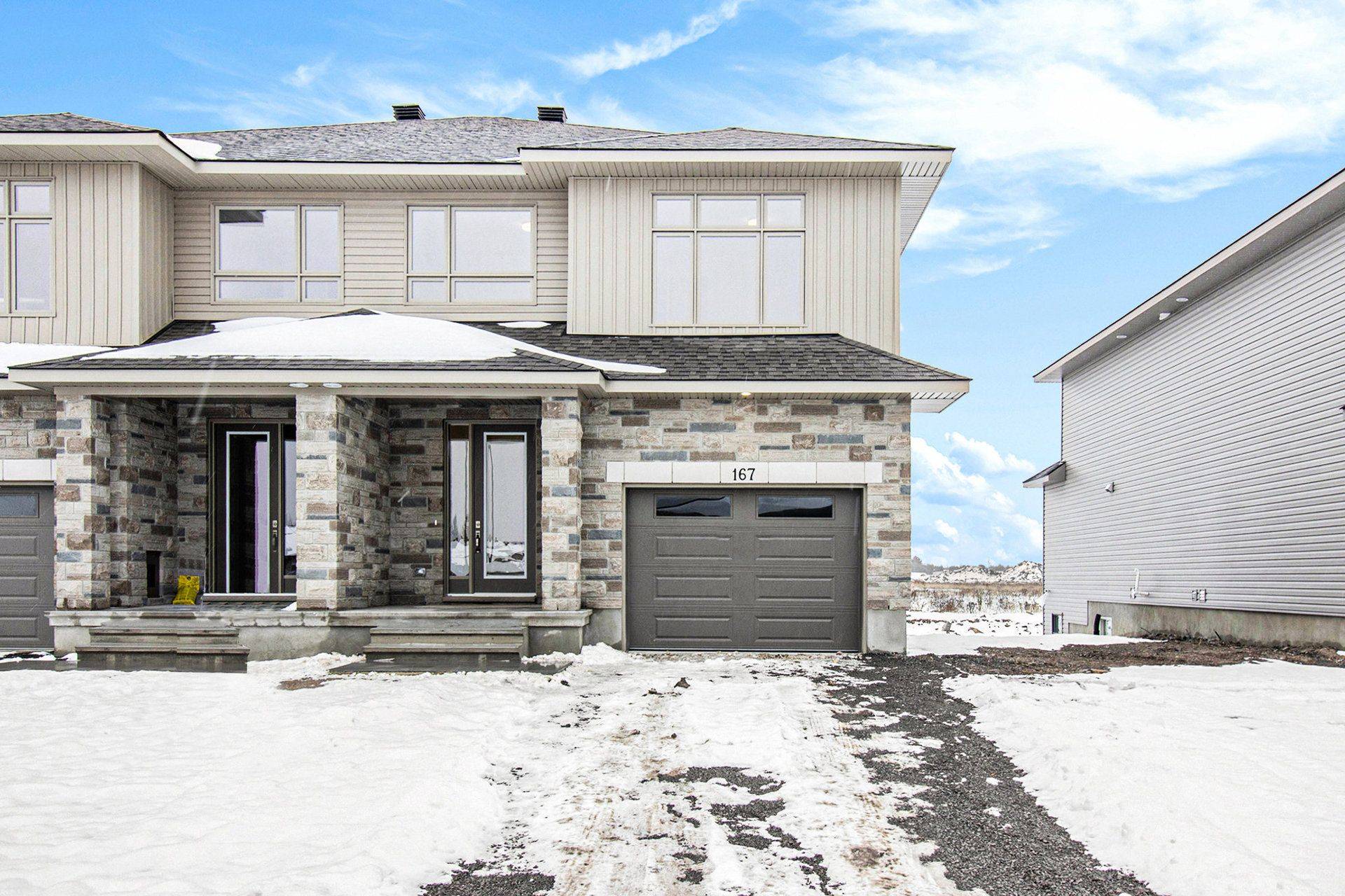 Carleton Place, ON K7C 0S2,167 O'donovan DR