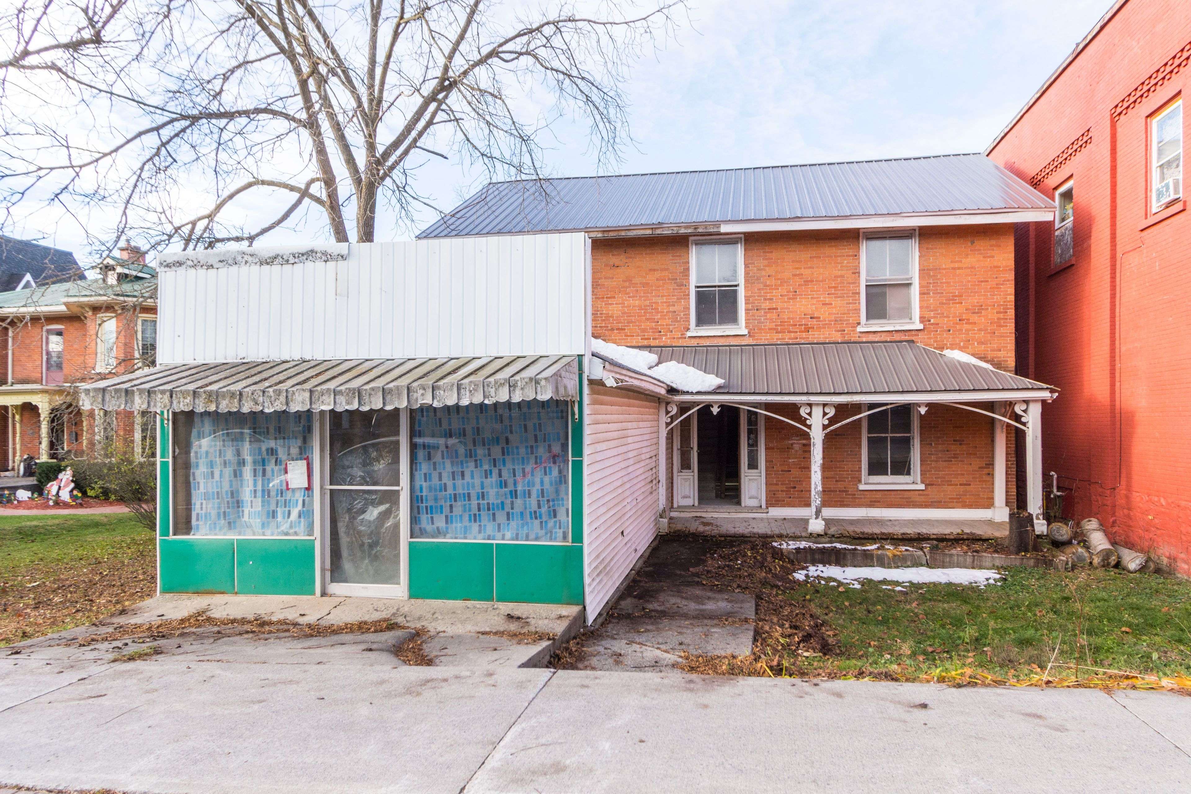 Marmora And Lake, ON K0K 2M0,3 FORSYTH ST