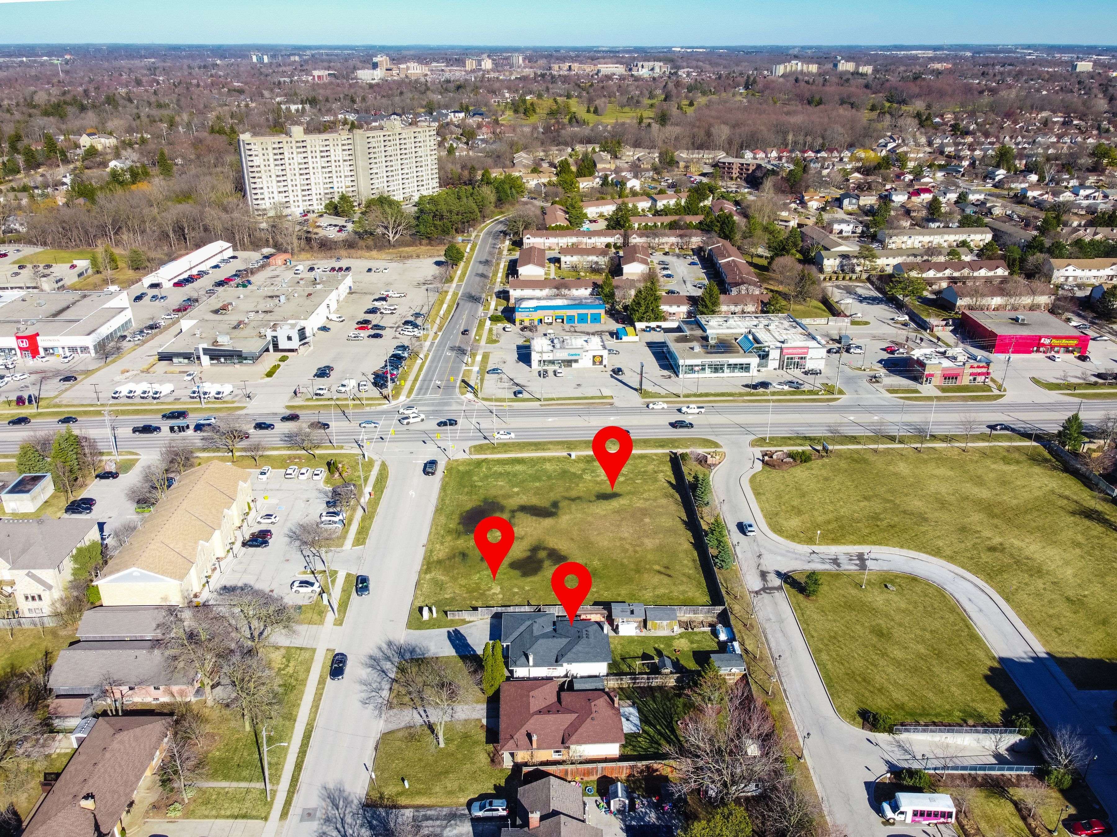 London South, ON N5J 2A2,19 Highview AVE W