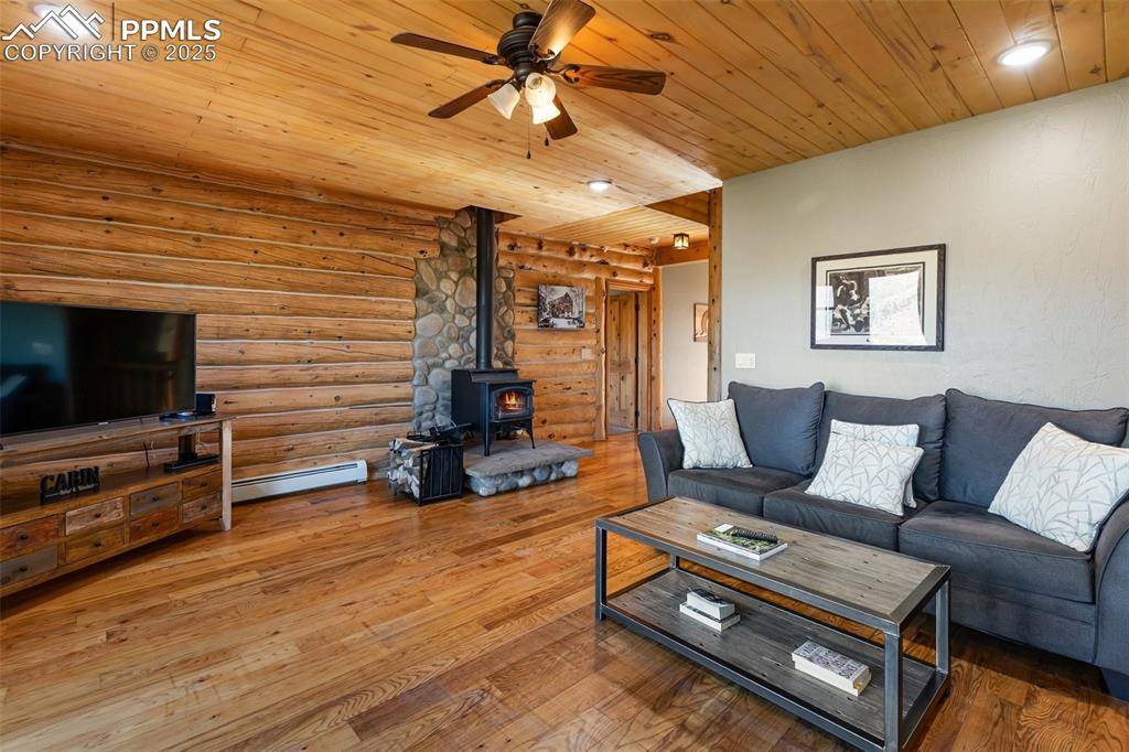 Cascade, CO 80809,9110 Mountain RD