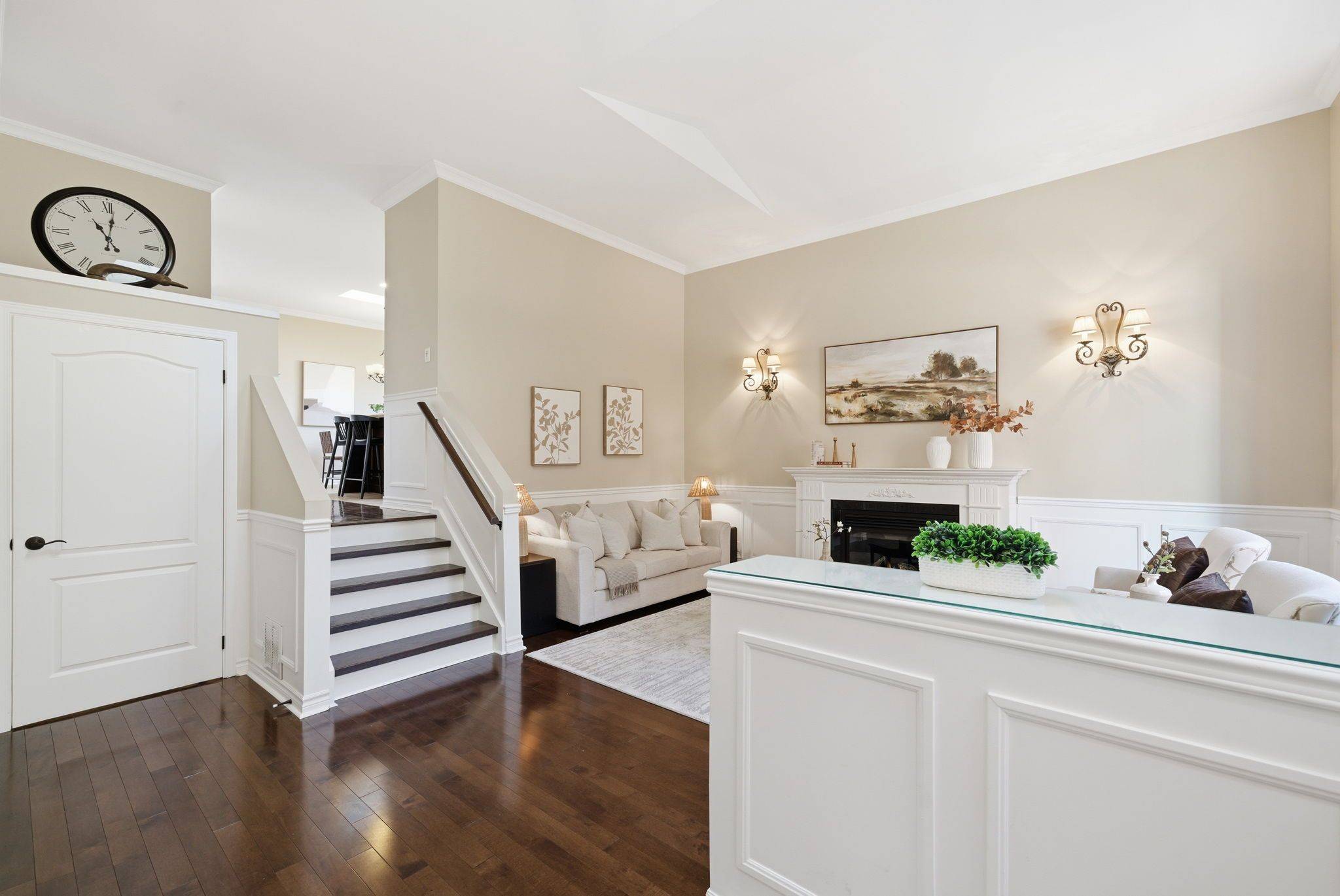 Pickering, ON L1W 2S8,628 Marksbury RD