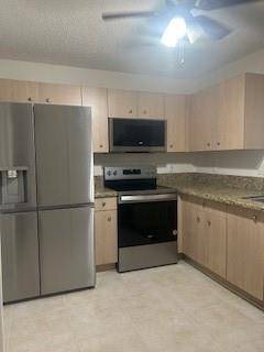 Boynton Beach, FL 33436,9898 Kamena Cir #9898