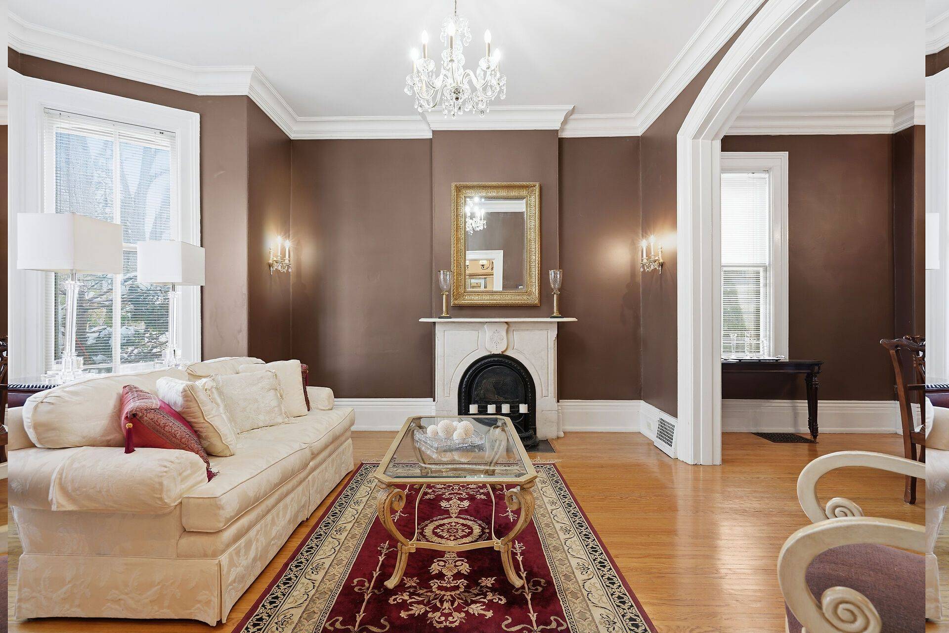 London East, ON N6A 1X8,367 St James ST