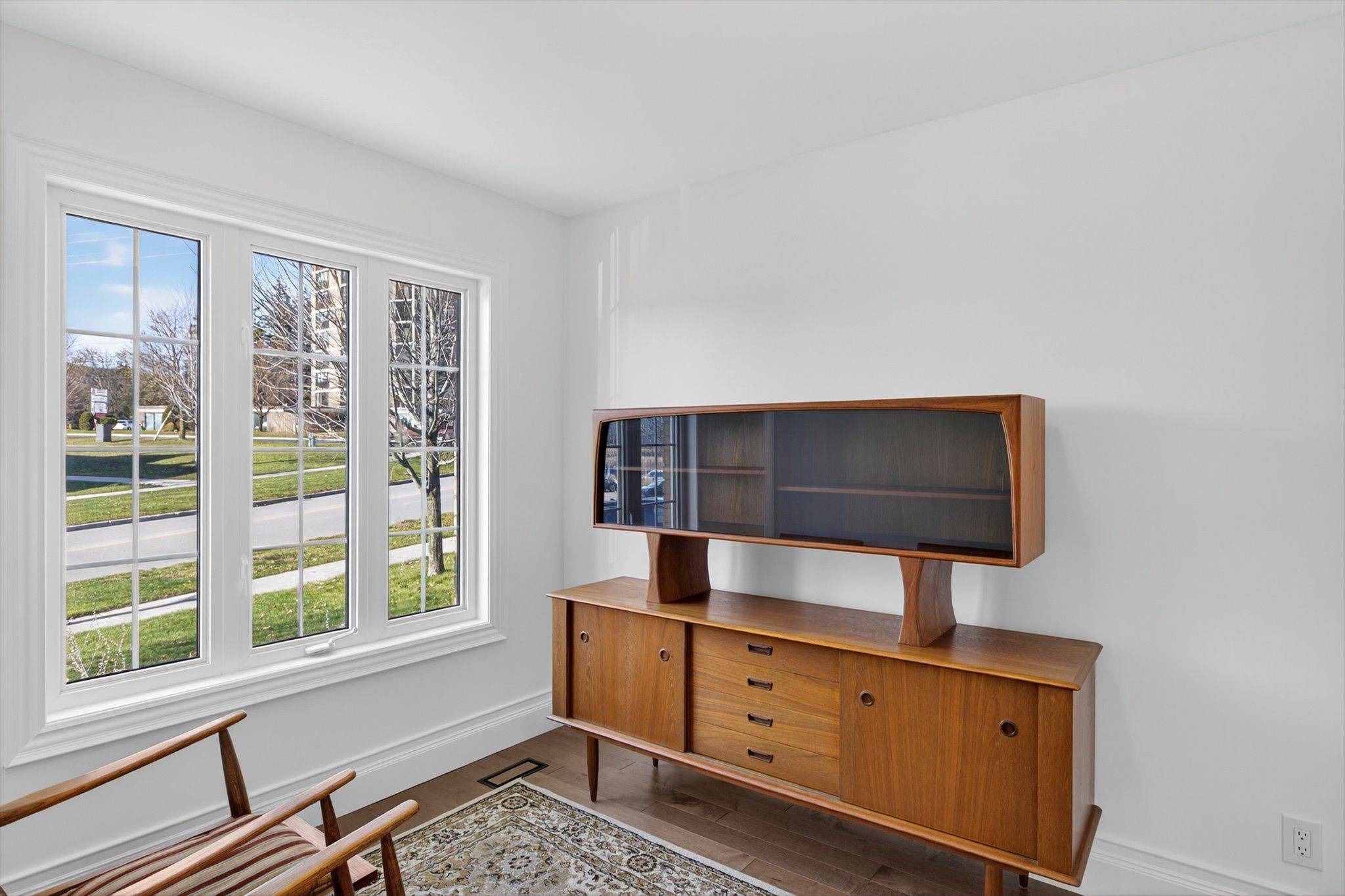 Peterborough, ON K9J 8R7,929 Wentworth ST ##1