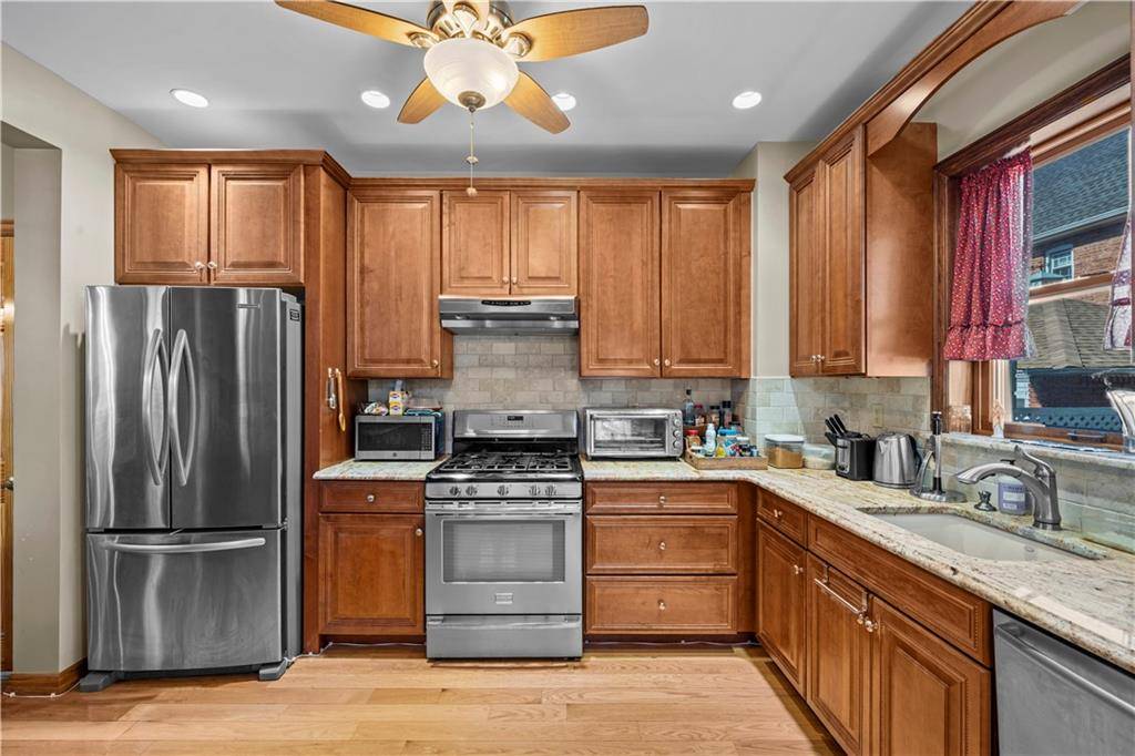 Brooklyn, NY 11228,7802 10th AVE