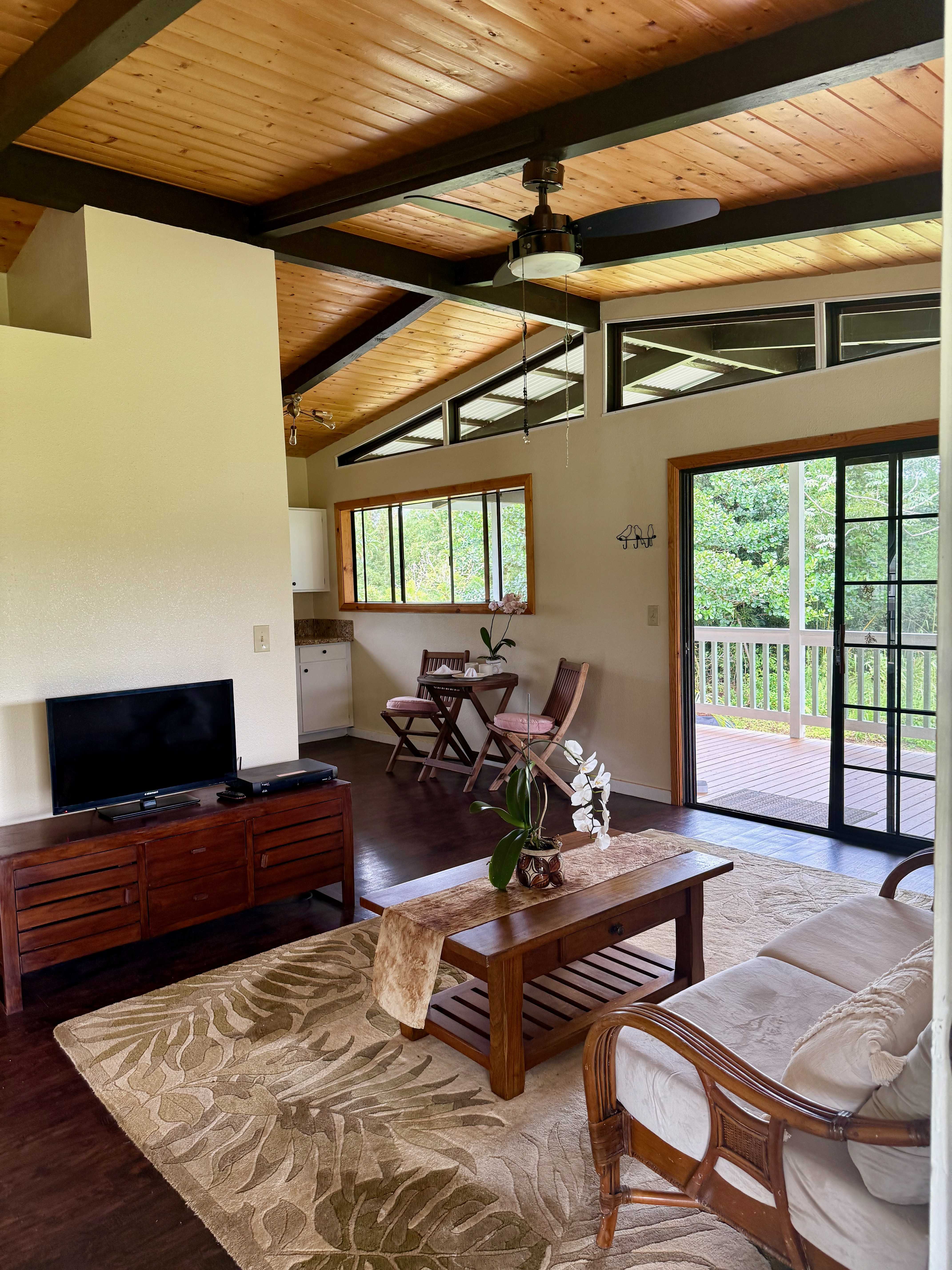 Keaau, HI 96749,15-1393 17TH AVE