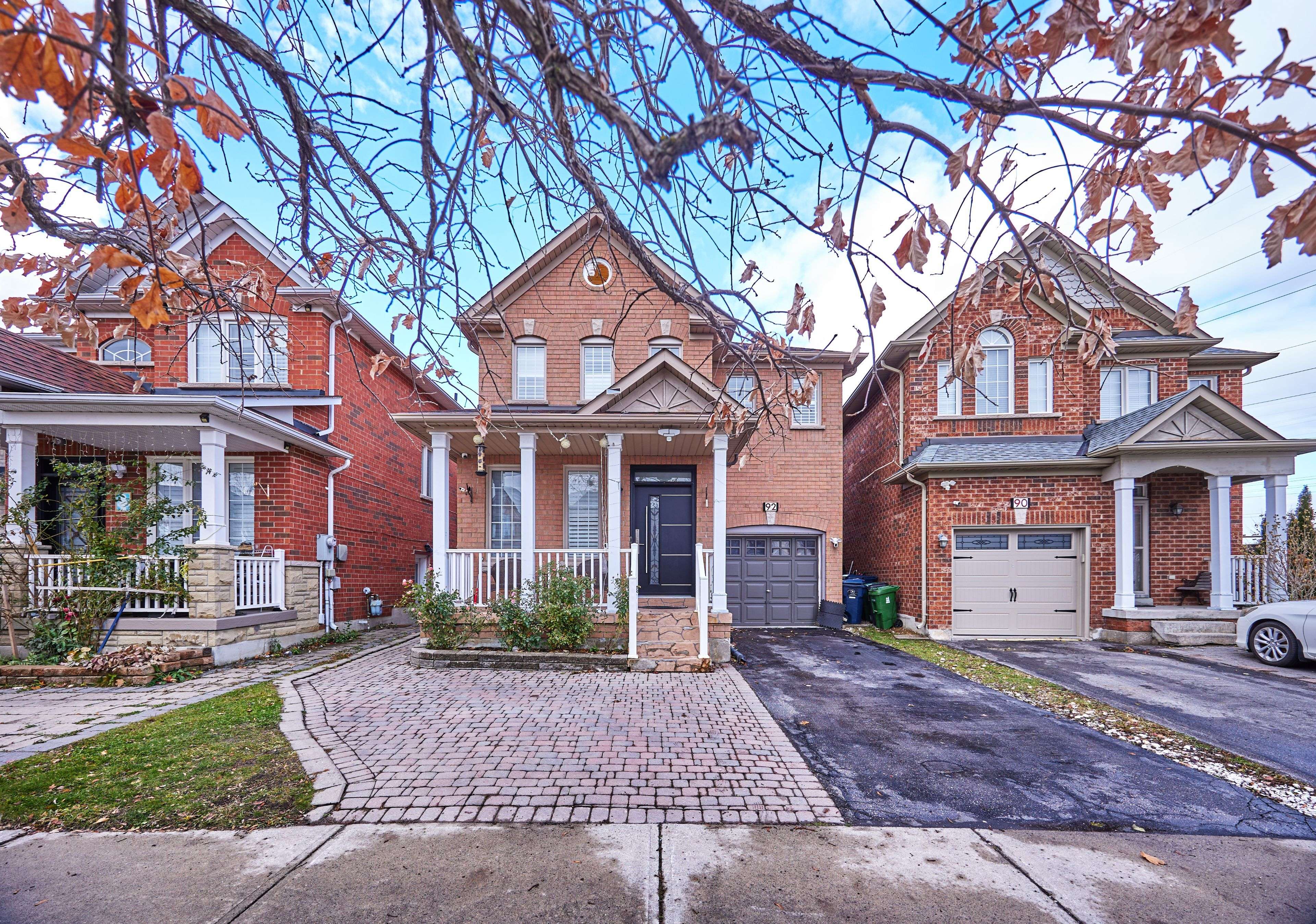 Toronto E11, ON M1X 1Z5,92 Pogonia ST