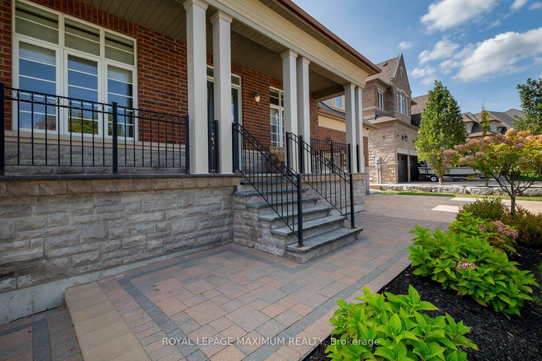 King, ON L7B 0A1,4 Blue Beech TRL