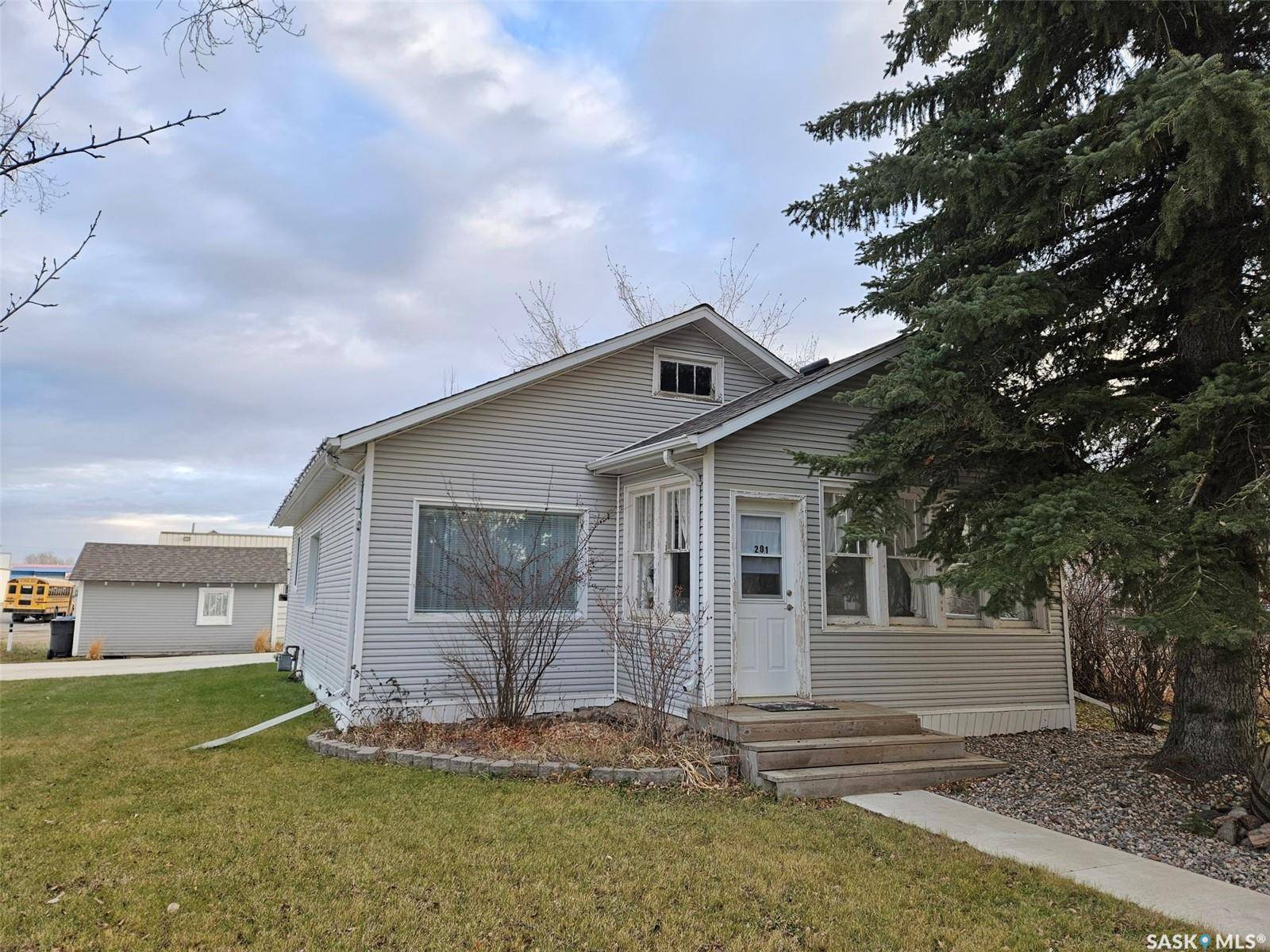 Carlyle, SK S0C 0R0,201 Souris AVENUE E