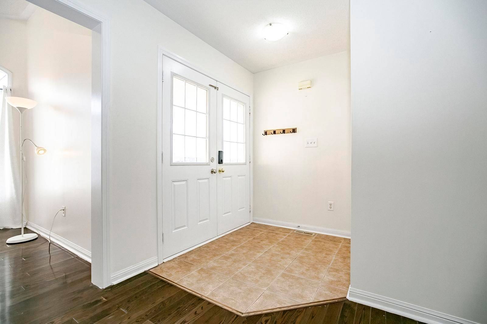 Milton, ON L9T 6X5,1111 Hepburn RD