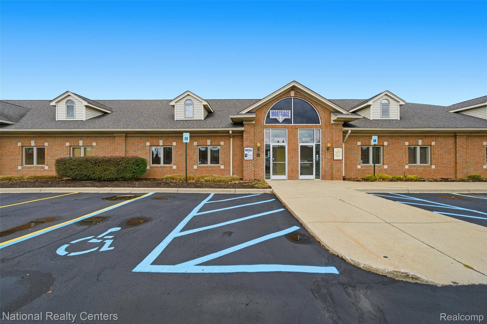 Shelby Twp, MI 48315,45679 Village Blvd