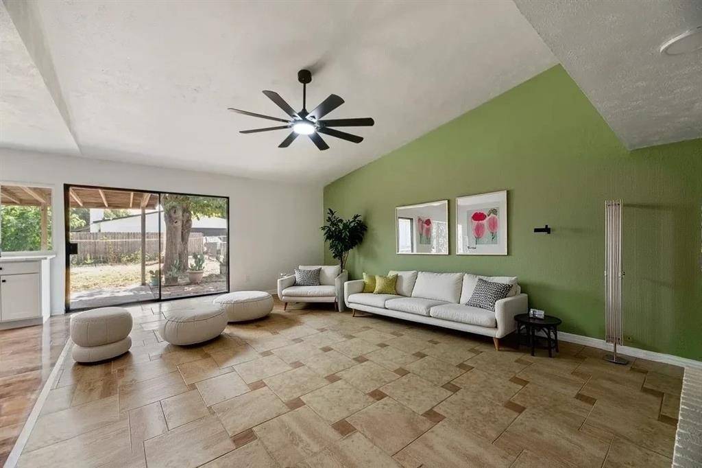 Dallas, TX 75249,9324 County View Road