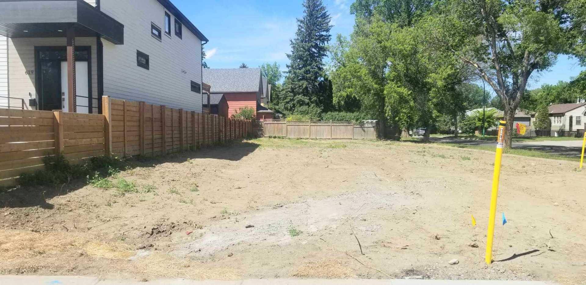 Lethbridge, AB T1J 1T2,621 9 AVE S