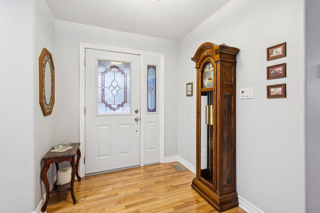 Greely - Metcalfe - Osgoode - Vernon And Area, ON K4P 1M7,7051 Donwel DR