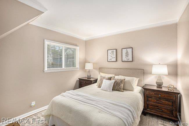 Mt. Clemens, MI 48043,33 Gallup ST