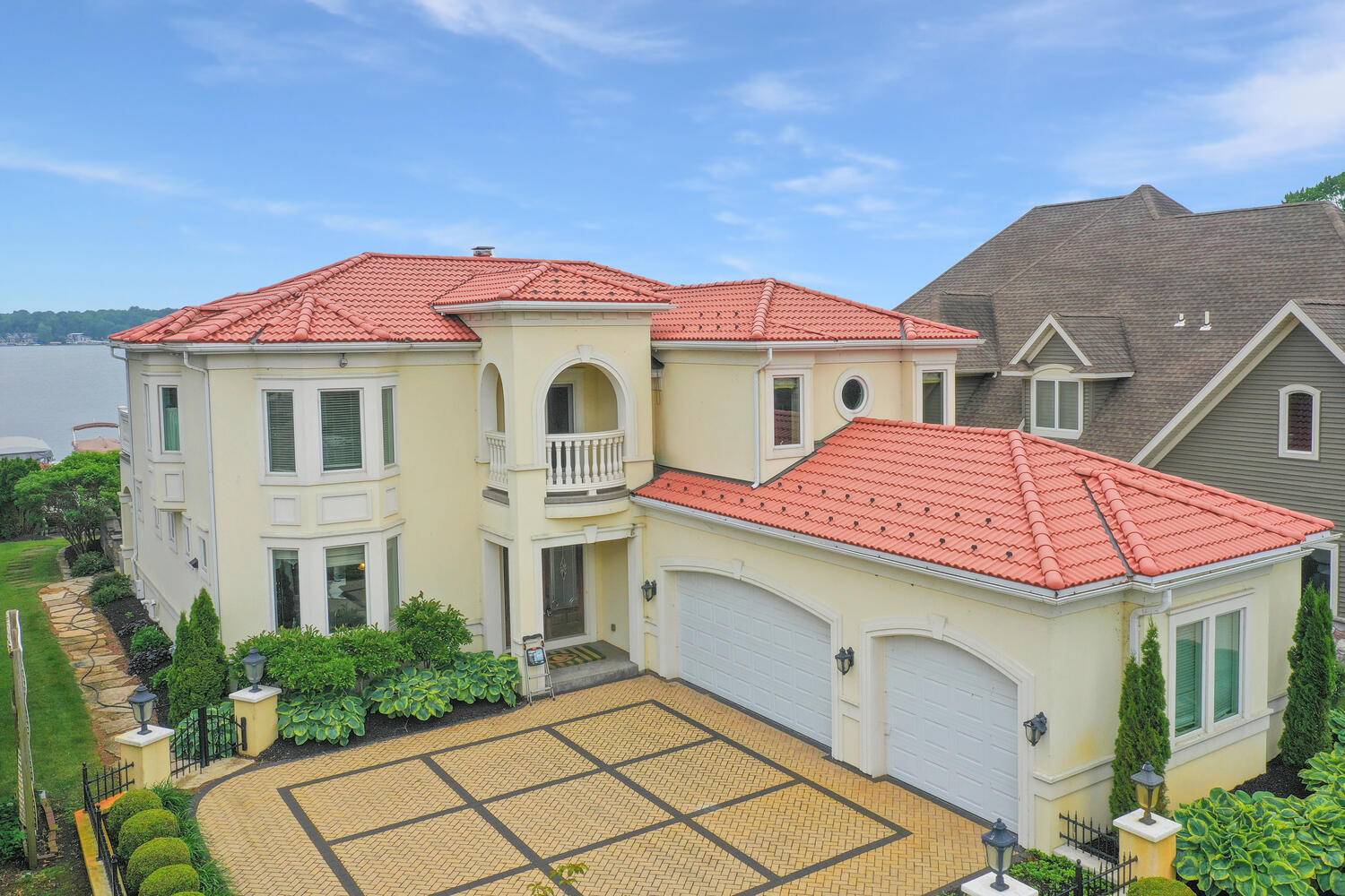 Edwardsburg, MI 49112,68283 Park Shore DR