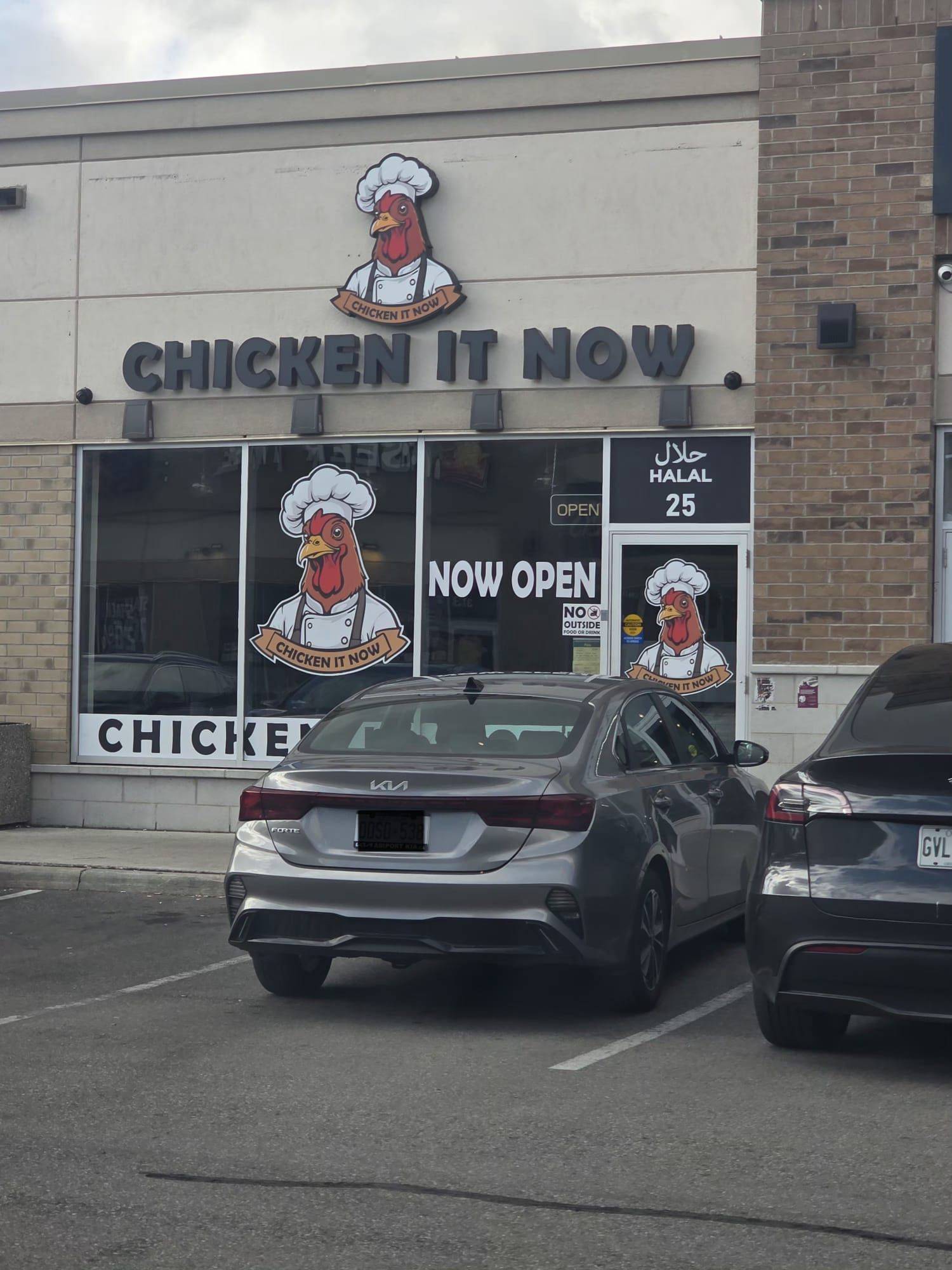 Mississauga, ON L5M 7N4,3460 Platinum DR #25