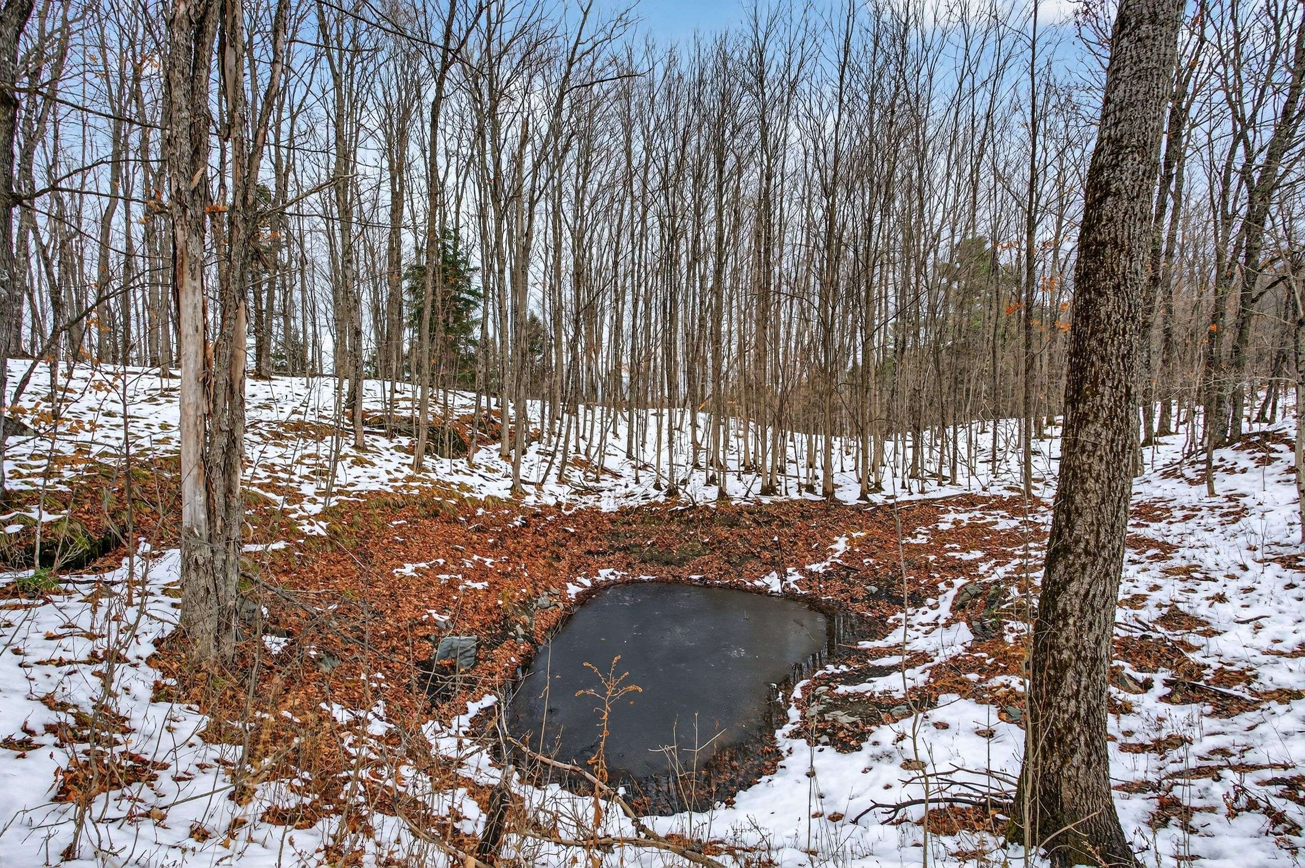 Frontenac, ON K0H 2E0,0 HILLTOP RD