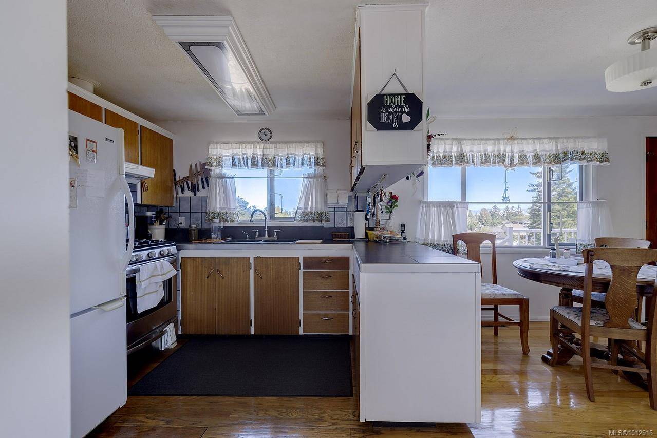 Nanaimo, BC V9R 1L3,205 Dundas St