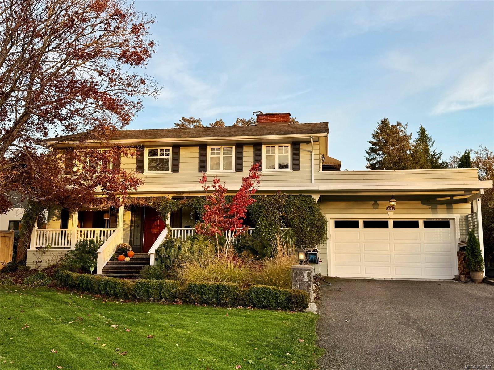 Oak Bay, BC V8P 5B8,3381 Woodburn Ave