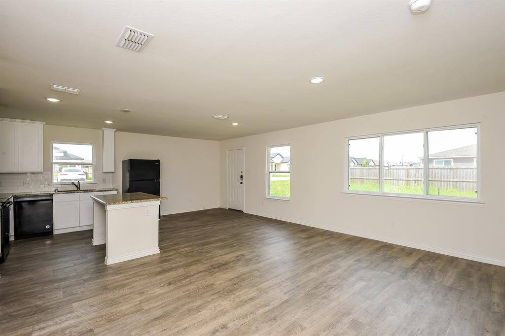 Mabank, TX 75147,2719 William Street