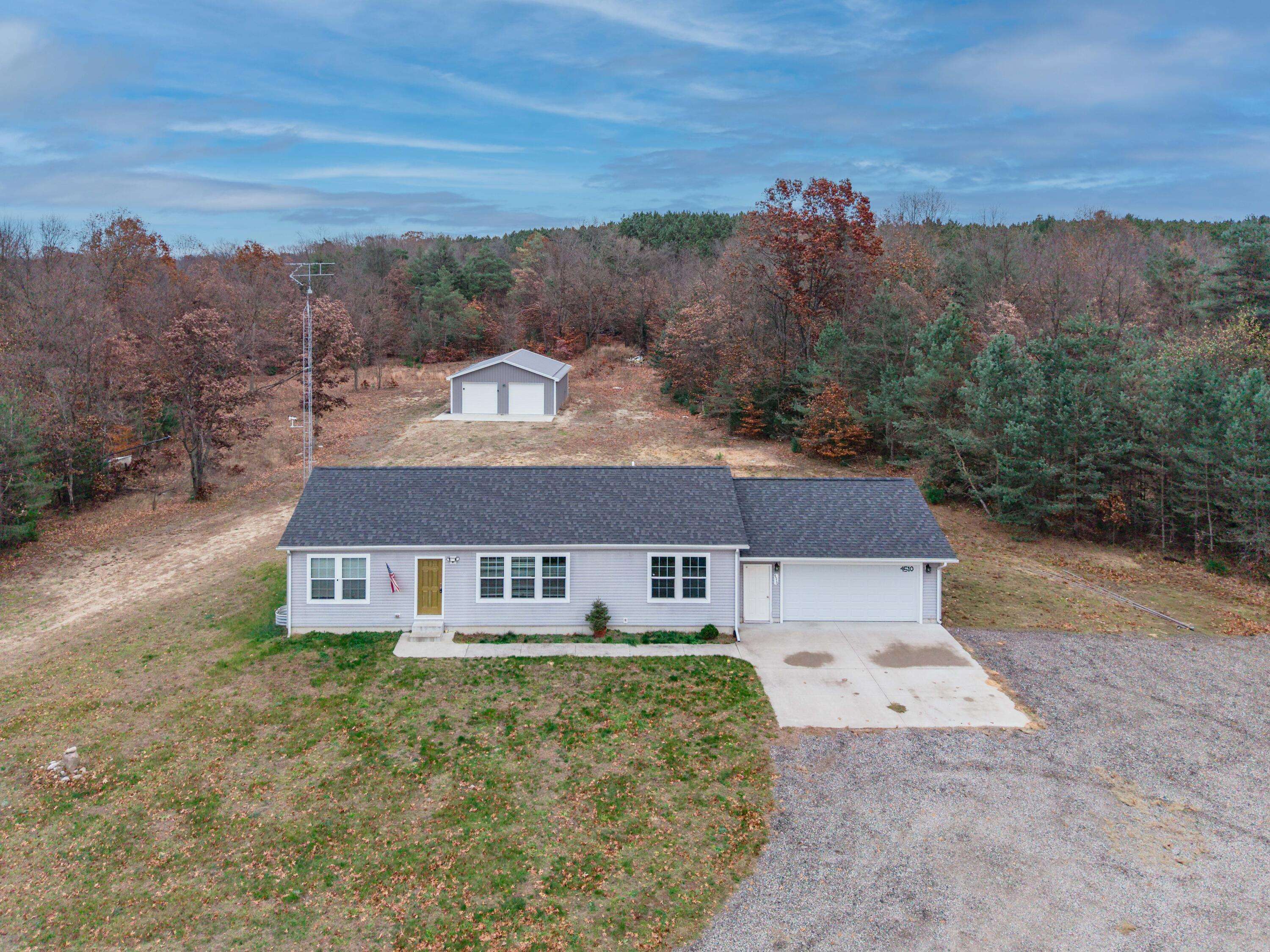 Morley, MI 49336,4510 Medler Rd. DR