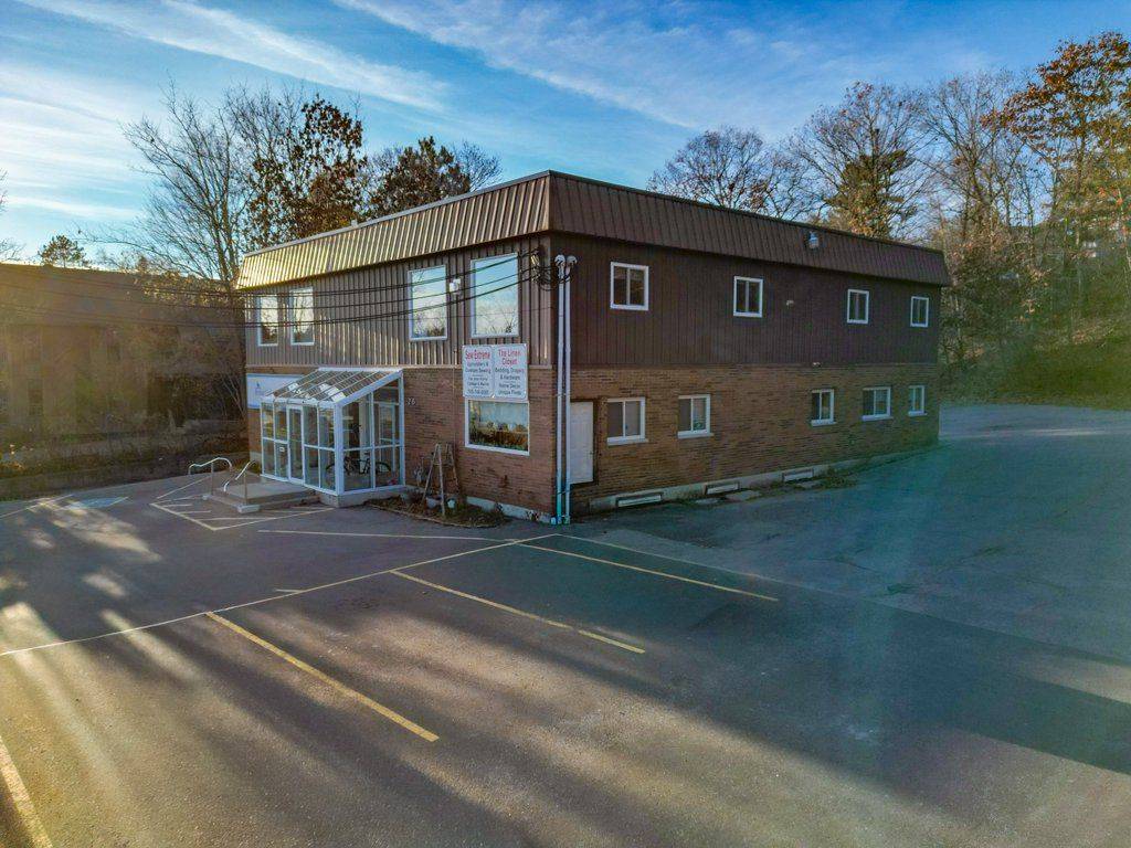 Parry Sound, ON P2A 1V1,24 William ST