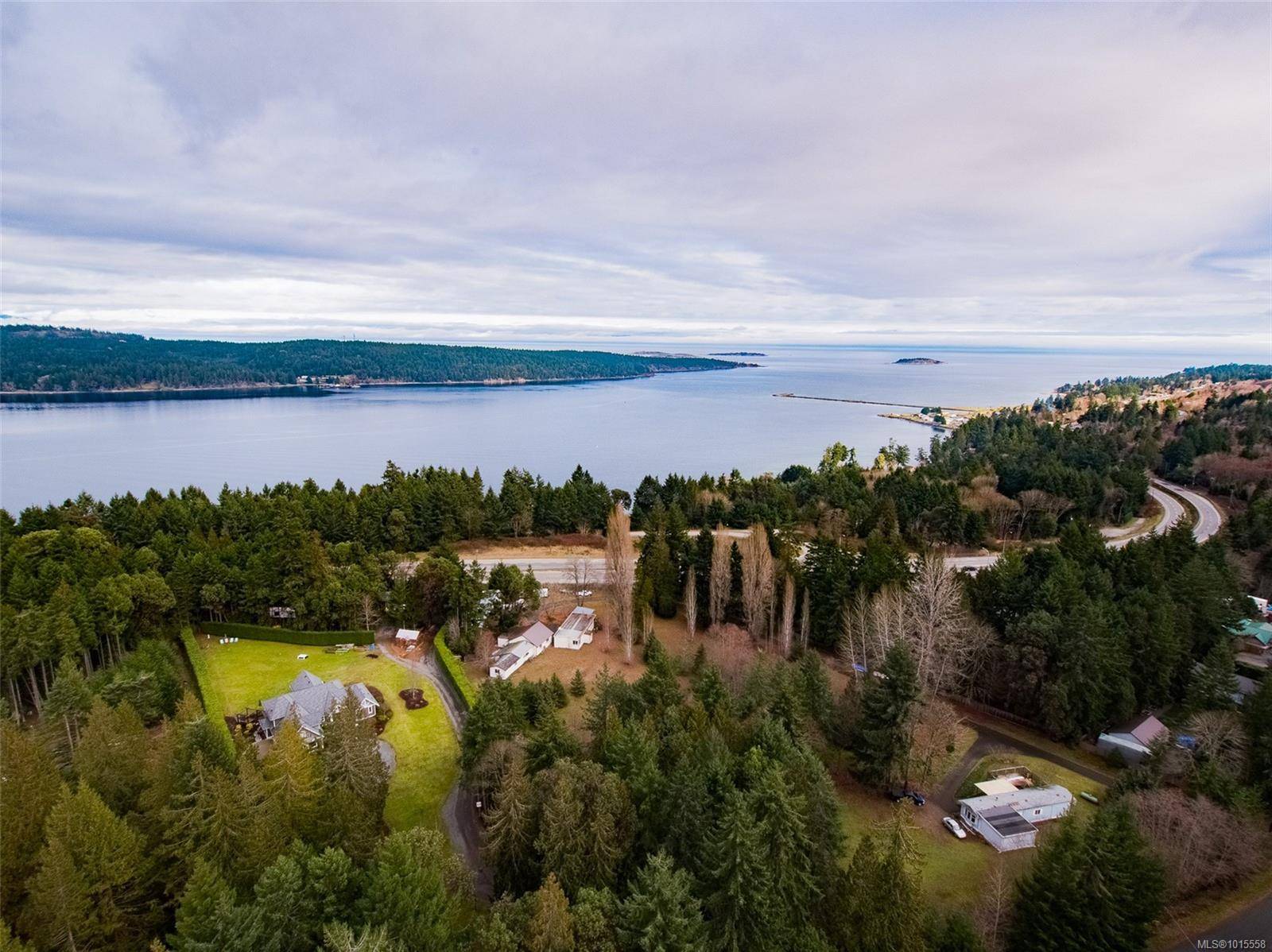 Lantzville, BC V0R 2H0,8439 Lisa Lane