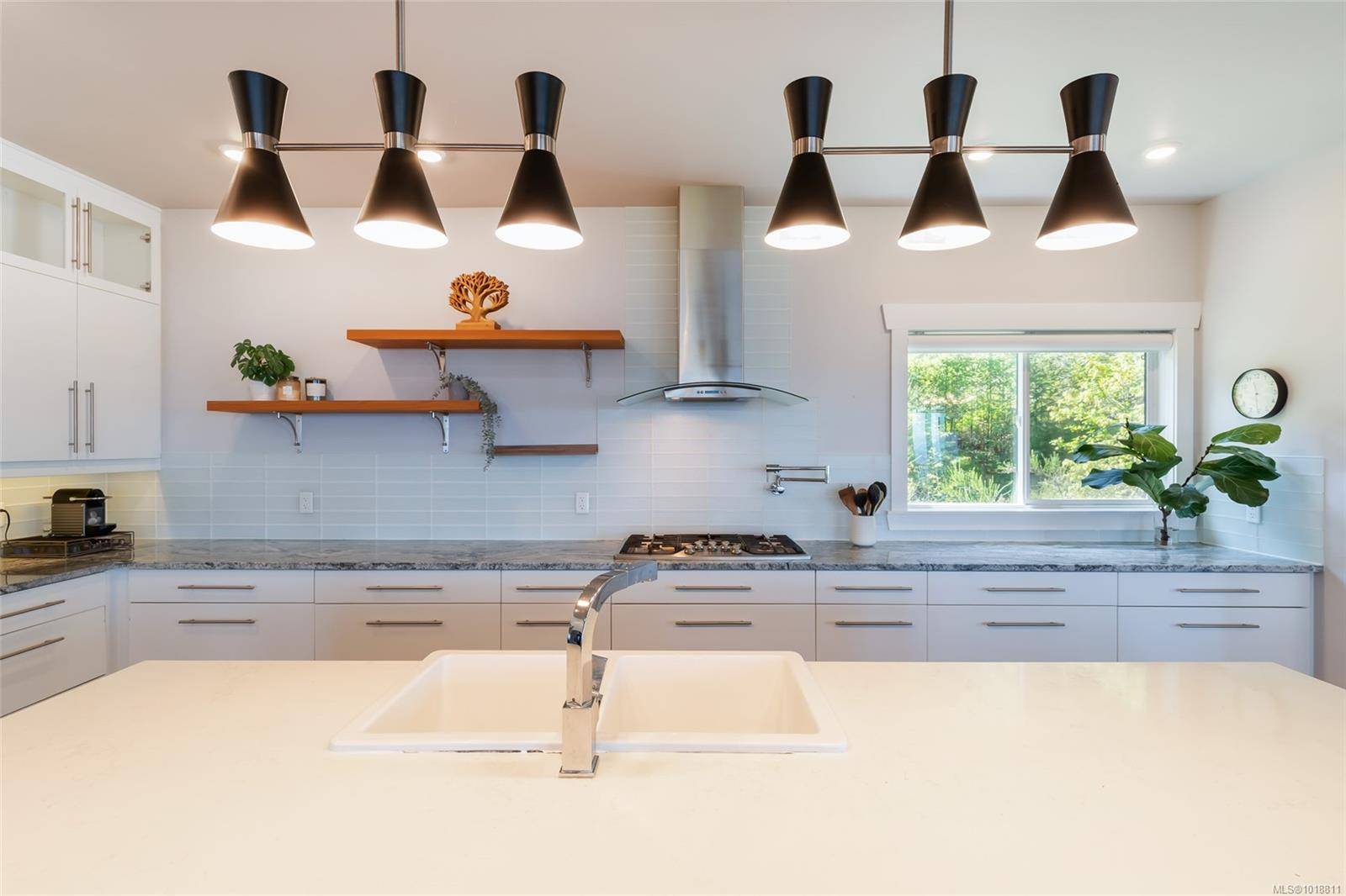 Nanaimo, BC V9T 5L6,5109 Laguna Way