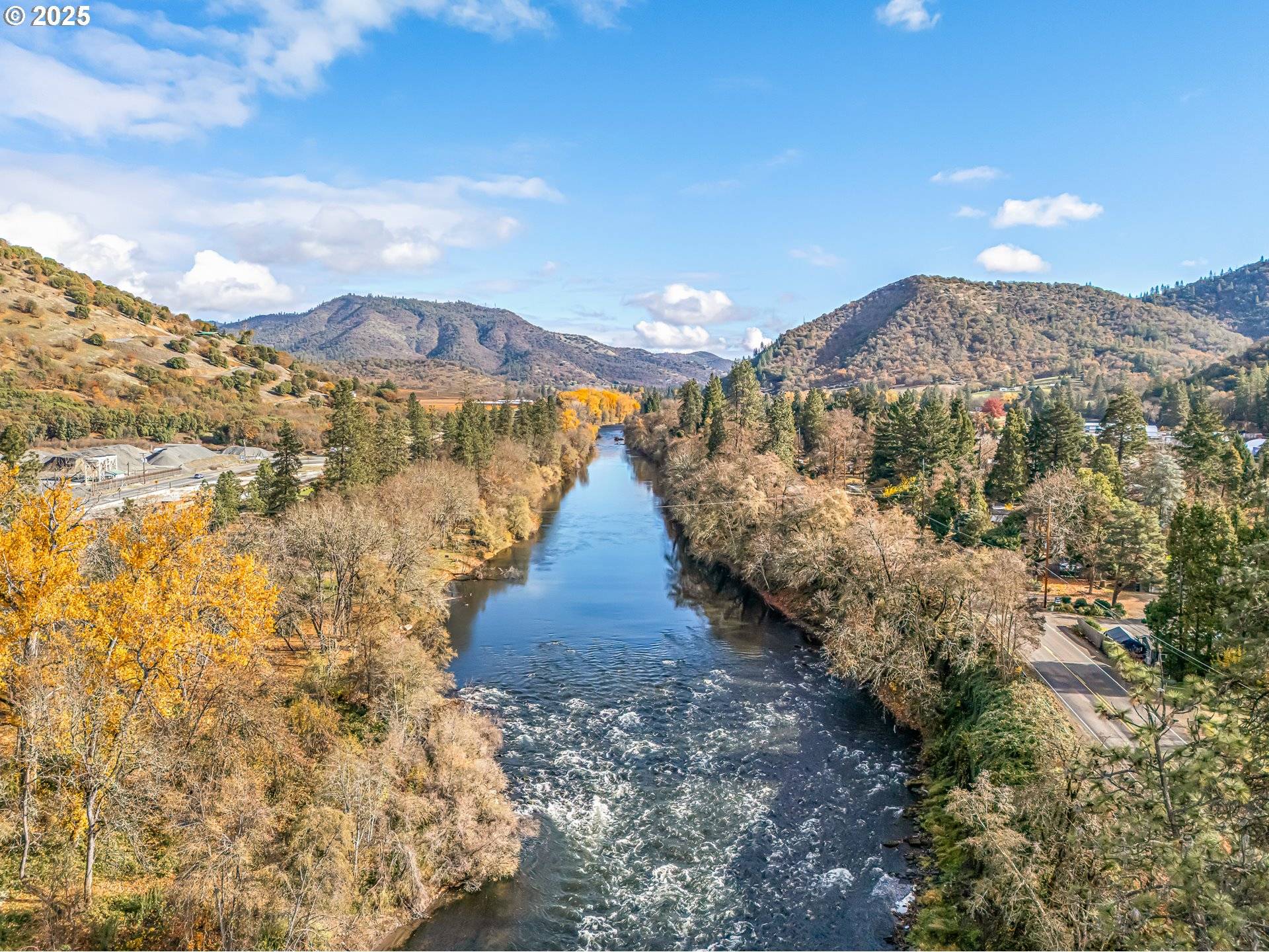 Gold Hill, OR 97525,753 ROGUE RIVER HWY