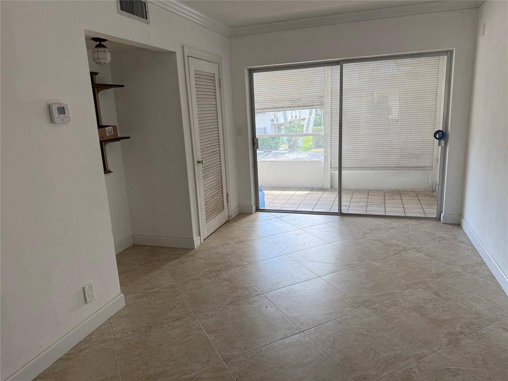 Lighthouse Point, FL 33064,2131 NE 42nd Ct #202E