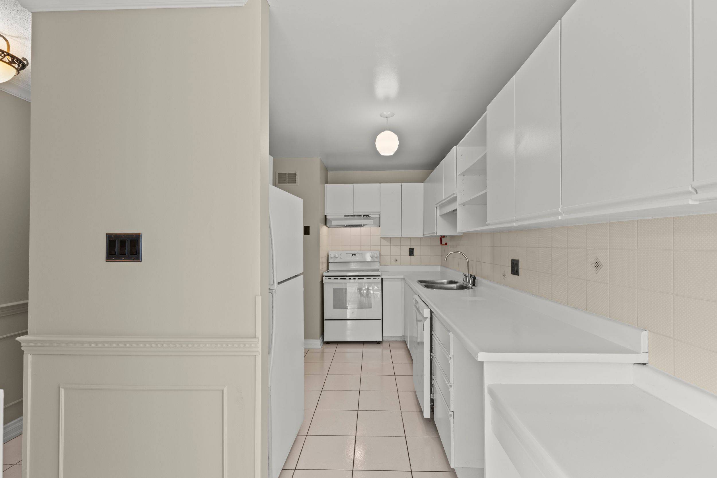 Mississauga, ON L5L 3T2,2205 South Millway N/A #82