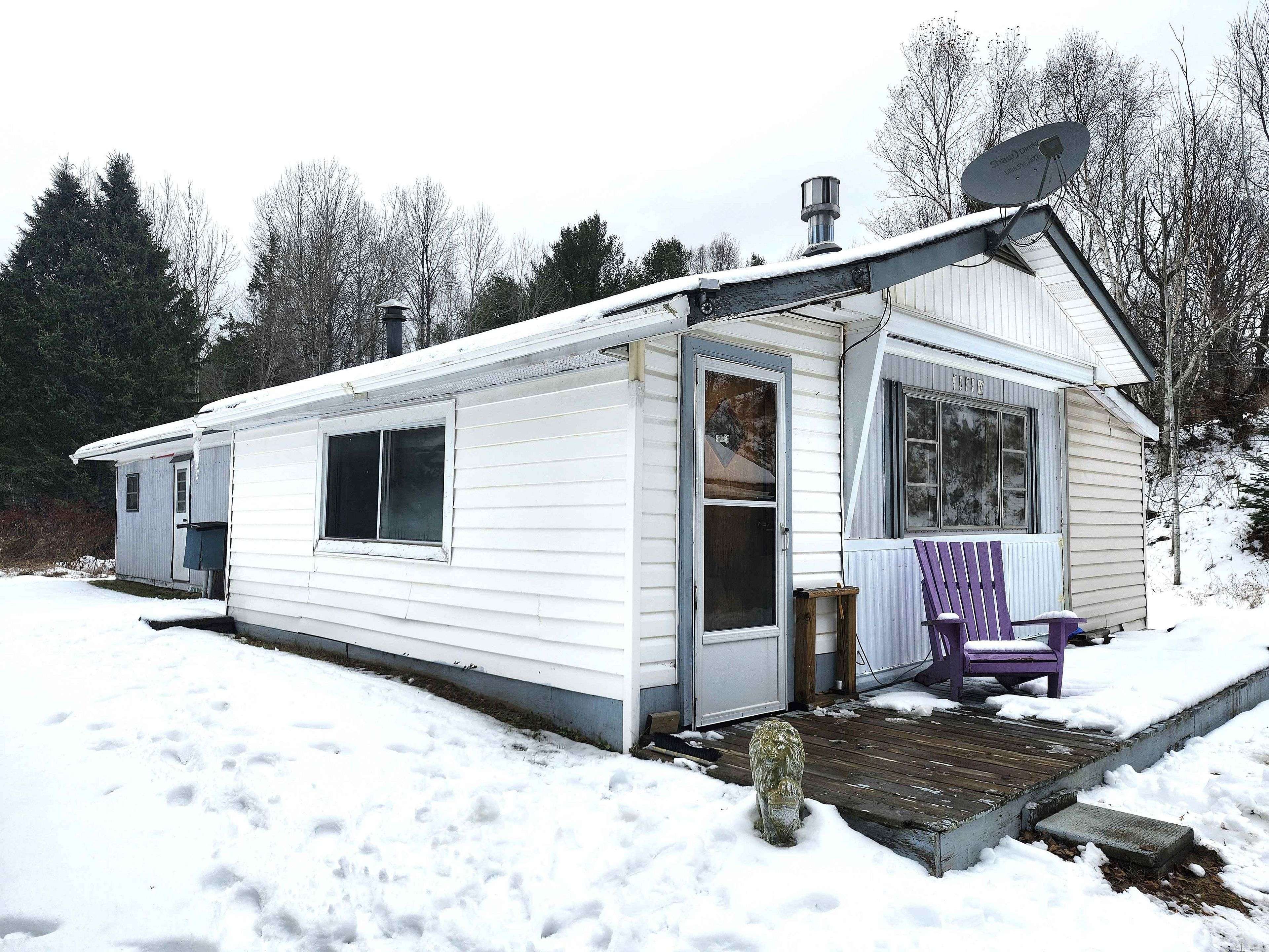 Addington Highlands, ON K0H 1L0,605 Slate Falls RD