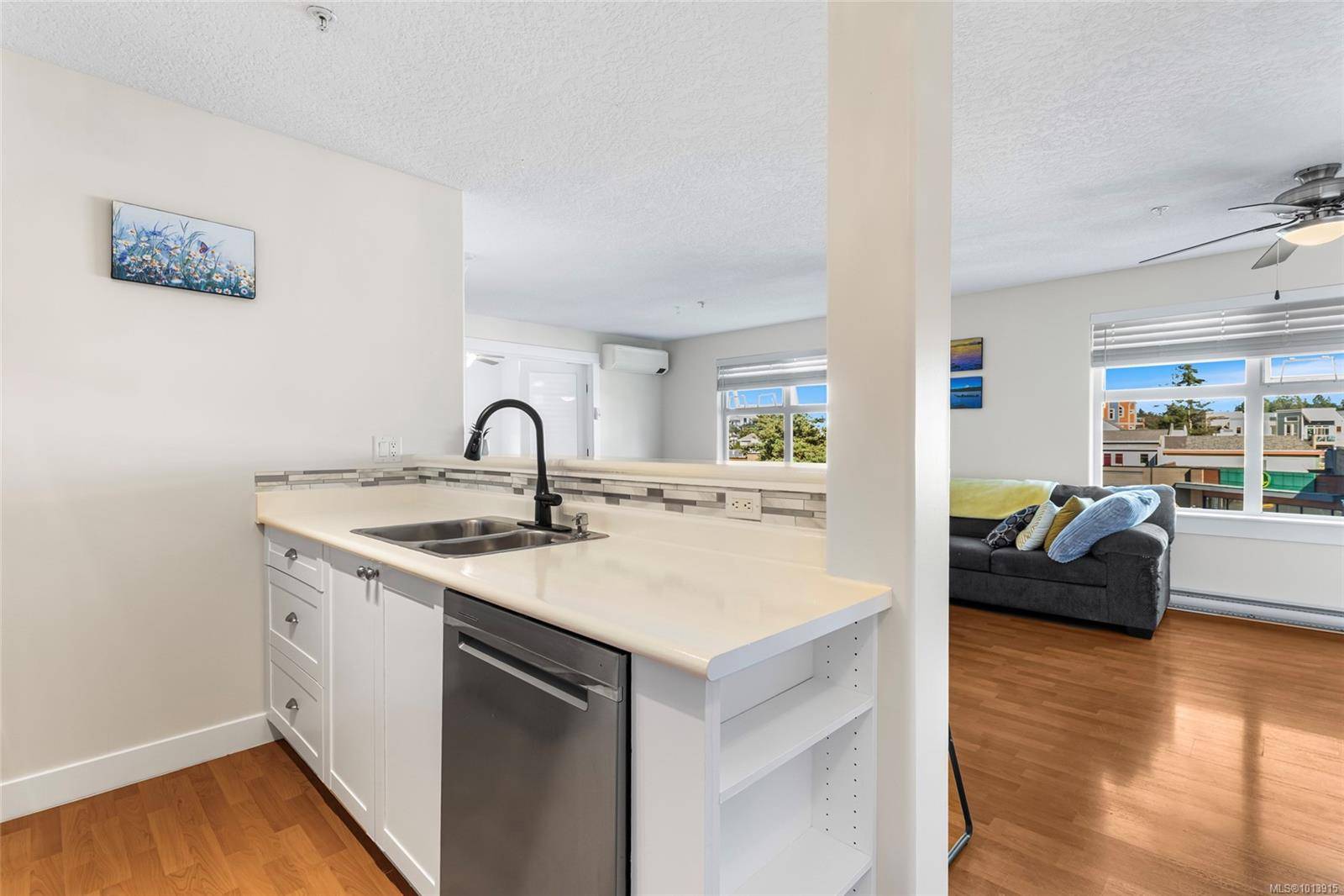 Langford, BC V9B 3V5,2829 Peatt Rd #321