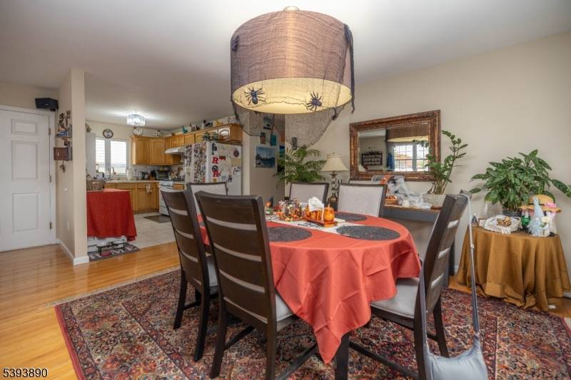 Elizabeth City, NJ 07202,636 Norwood Ter