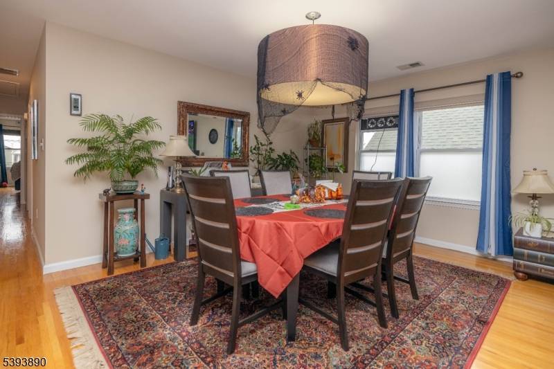 Elizabeth City, NJ 07202,636 Norwood Ter